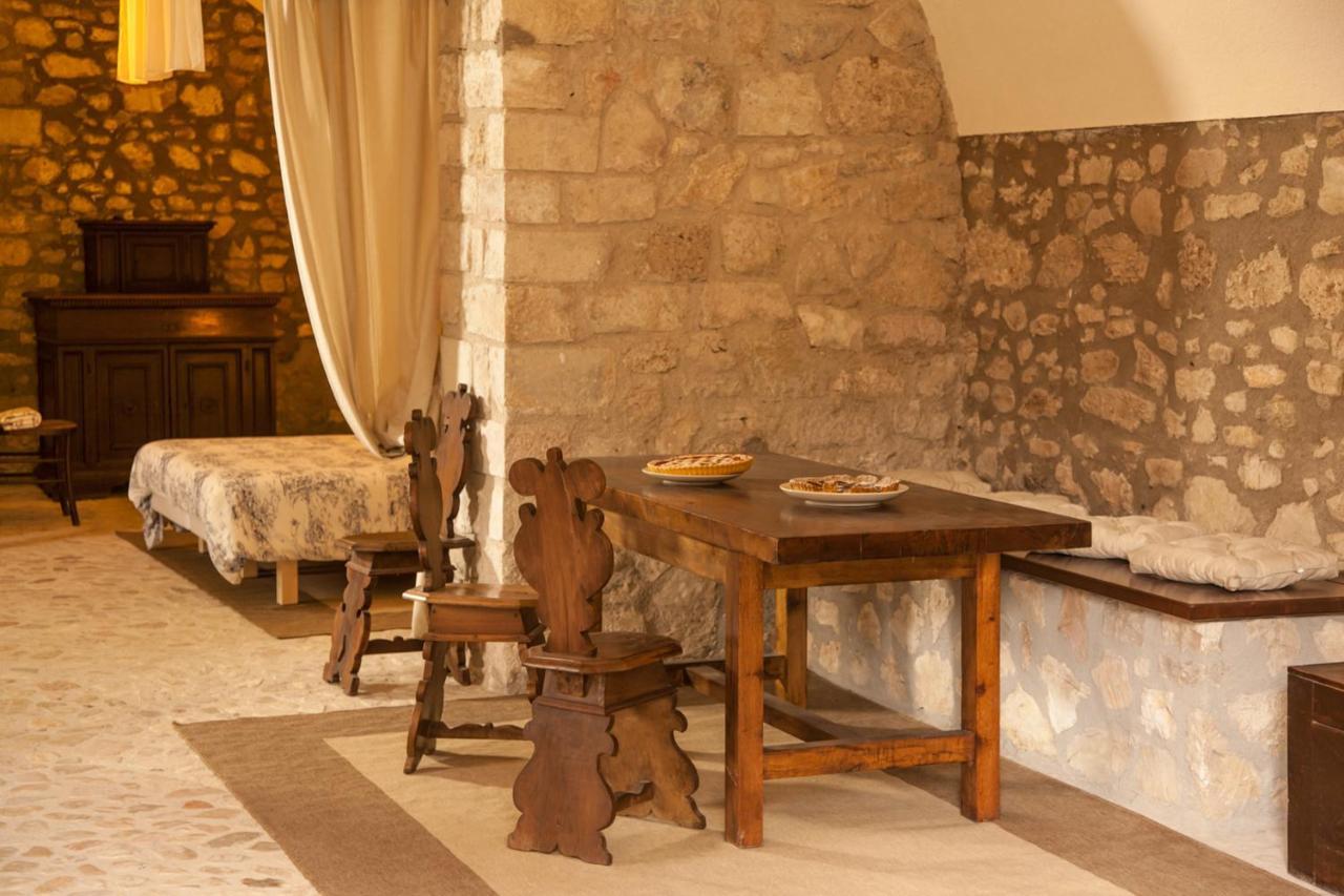 Agriturismo La Commenda-Adults Only カーシャ 部屋 写真