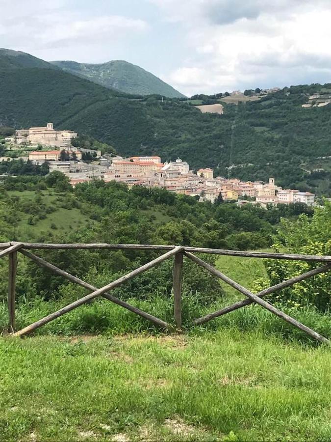 Agriturismo La Commenda-Adults Only カーシャ エクステリア 写真